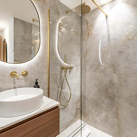 Ref 1980 - Palm Sea View Cannes